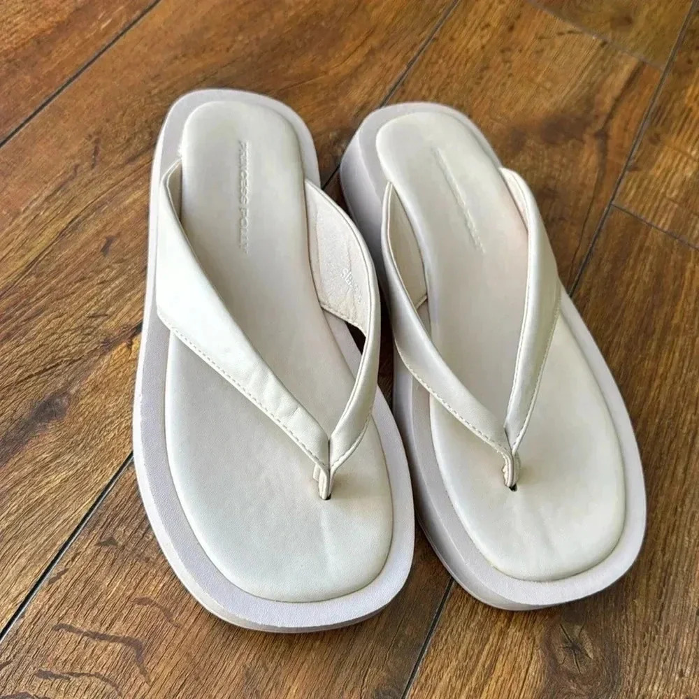 Princess Polly sandals